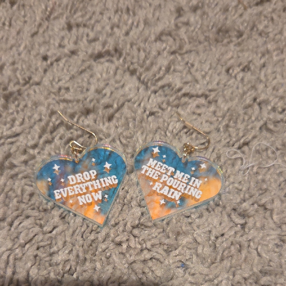 Taylor SWIFT Heart Shaped Acrylic Statement Earrings - Blue & Orange